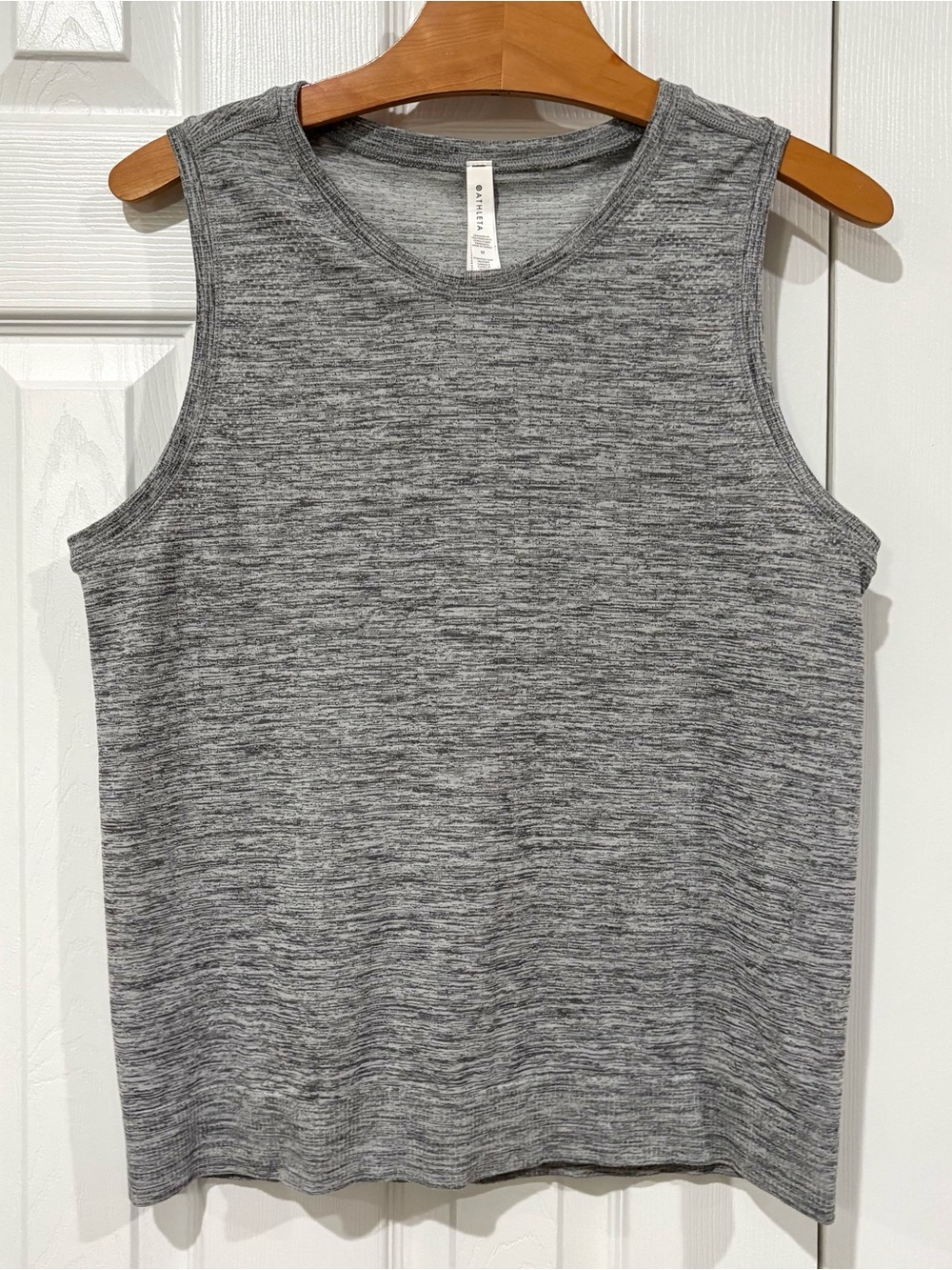 Athleta In Motion Seamless Tank Top Small Crew Neck Gray